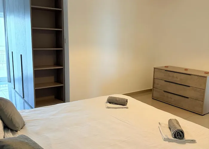 2 Palm Penthouse - Seaview Apartament